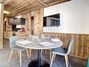Appartement Les Menuires, 2 pièces, 6 personnes - FR-1-344-831
