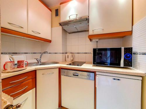 Appartement Les Menuires, 2 pièces, 6 personnes - FR-1-344-946