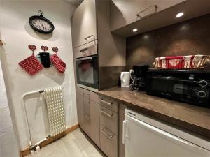 Appartement Les Menuires, 2 pièces, 6 personnes - FR-1-452-5