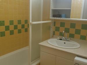 Appartement Les Menuires, 2 pièces, 6 personnes - FR-1-574-35