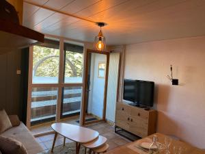 Appartement Appartement Les Menuires, 2 pièces, 6 personnes - FR-1-574-52 quartier de la Croisette 73440 Les Menuires Rhône-Alpes