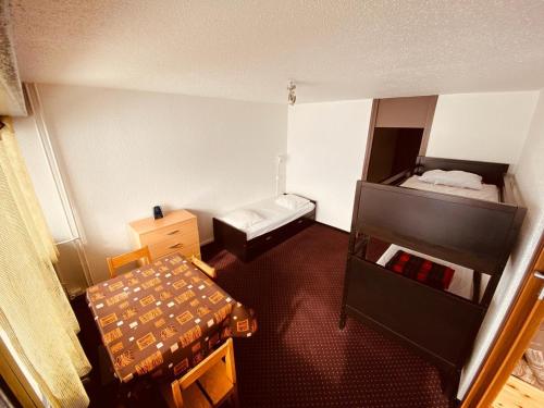 Appartement Les Menuires, 2 pièces, 6 personnes - FR-1-574-8