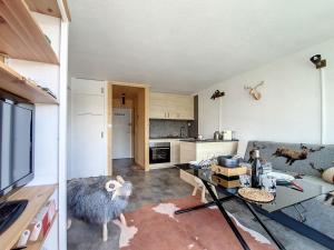 Appartement Les Menuires, 3 pièces, 4 personnes - FR-1-344-1121