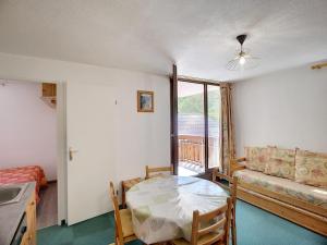 Appartement Les Menuires, 3 pièces, 5 personnes - FR-1-178-179