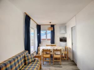 Appartement Les Menuires, 3 pièces, 6 personnes - FR-1-178-104