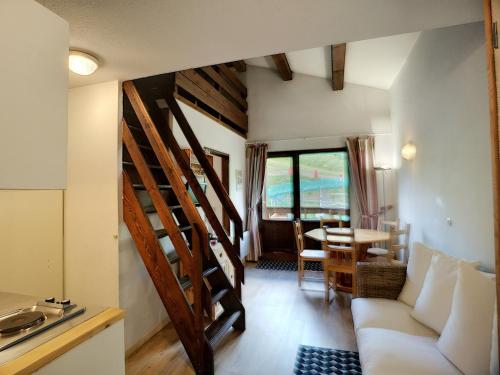 Appartement Les Menuires, 3 pièces, 6 personnes - FR-1-178-15