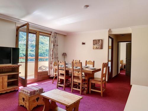 Appartement Les Menuires, 3 pièces, 6 personnes - FR-1-344-756