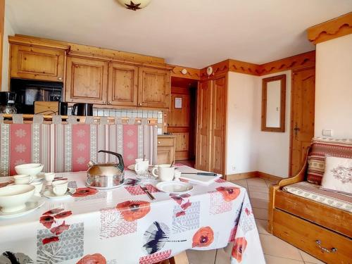 Appartement Les Menuires, 3 pièces, 6 personnes - FR-1-344-778