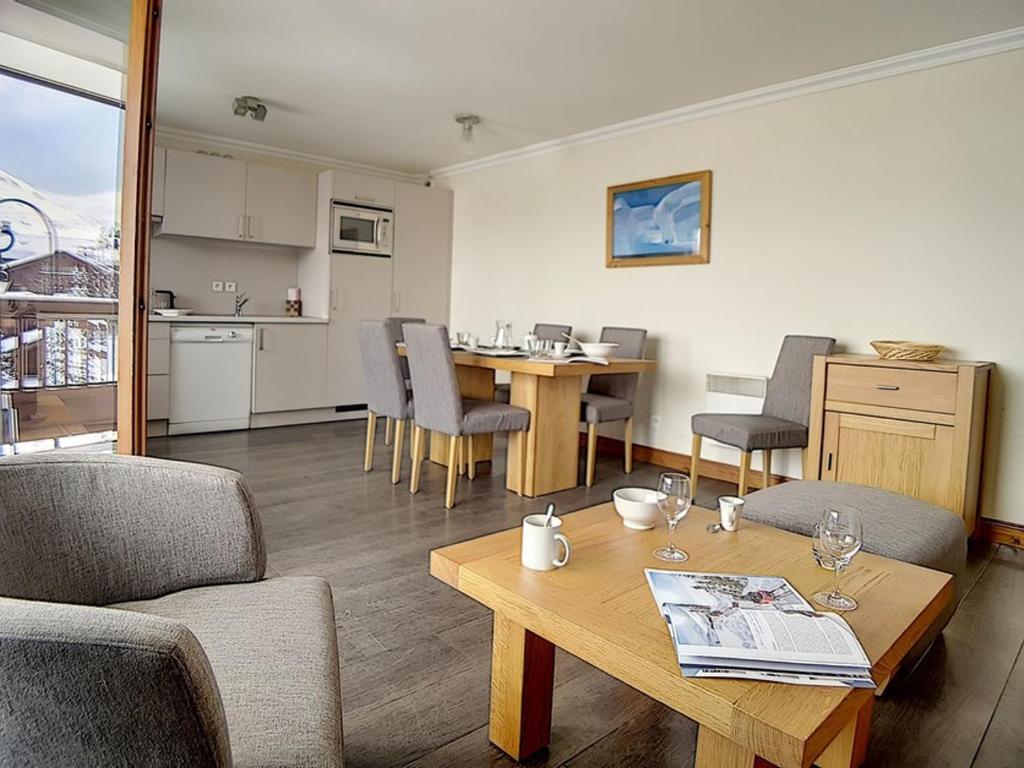 Appartement Les Menuires, 3 pièces, 6 personnes - FR-1-344-788 Hameau des marmottes 7 Rue des Marmottes, 73440 Levassaix