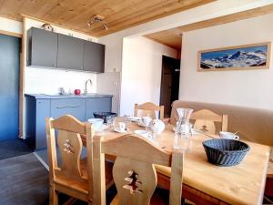 Appartement Les Menuires, 3 pièces, 6 personnes - FR-1-344-847