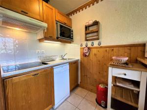 Appartement Les Menuires, 3 pièces, 6 personnes - FR-1-452-126