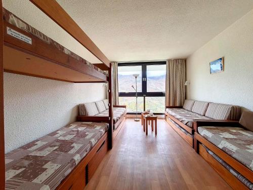 Appartement Les Menuires, 3 pièces, 8 personnes - FR-1-344-1008