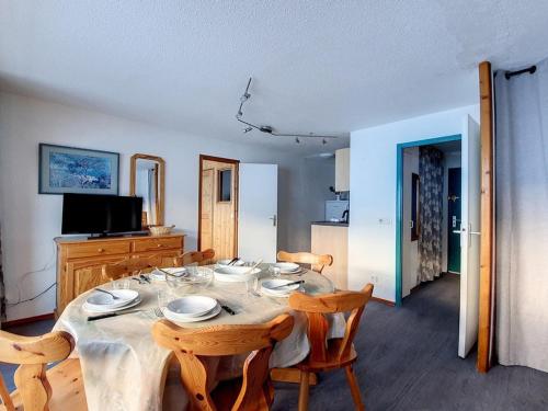Appartement Les Menuires, 3 pièces, 8 personnes - FR-1-344-726