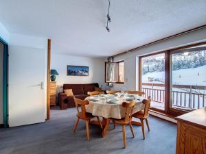 Appartement Les Menuires, 3 pièces, 8 personnes - FR-1-344-726