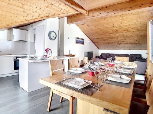 Appartement Les Menuires, 4 pièces, 10 personnes - FR-1-344-786