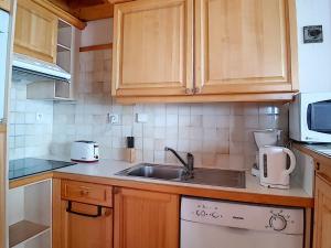 Appartement Les Menuires, 4 pièces, 8 personnes - FR-1-344-729