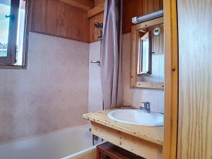 Appartement Les Menuires, 4 pièces, 8 personnes - FR-1-344-729