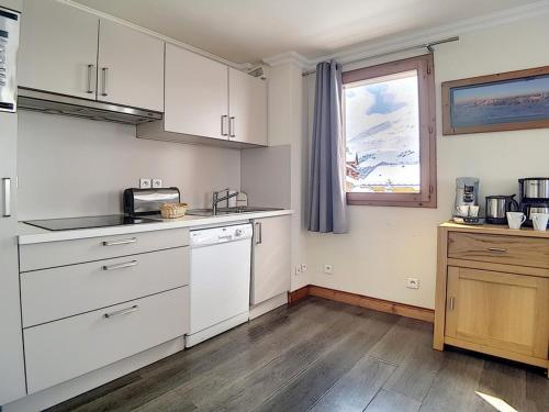 Appartement Les Menuires, 4 pièces, 8 personnes - FR-1-344-760