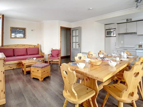 Appartement Les Menuires, 4 pièces, 8 personnes - FR-1-344-770