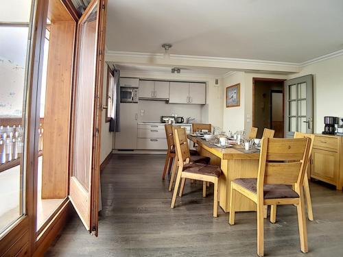 Appartement Les Menuires, 4 pièces, 8 personnes - FR-1-344-799