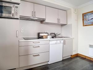 Appartement Les Menuires, 4 pièces, 8 personnes - FR-1-344-799