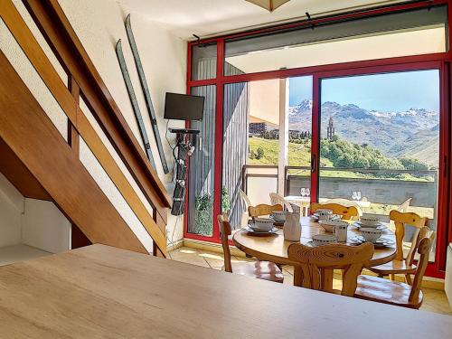 Appartement Les Menuires, 4 pièces, 8 personnes - FR-1-344-827