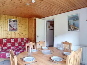 Appartement Les Menuires, 4 pièces, 8 personnes - FR-1-344-942