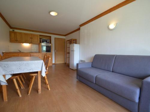 Appartement Les Menuires, 4 pièces, 8 personnes - FR-1-452-180