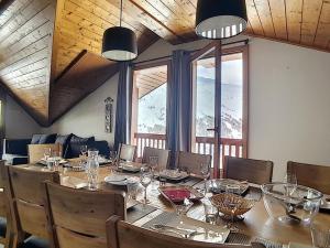 Appartement Les Menuires, 6 pièces, 12 personnes - FR-1-344-775