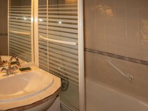 Appartement Les Orres, 1 pièce, 2 personnes - FR-1-322-465