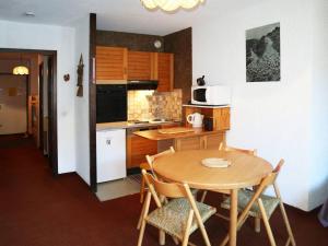 Appartement Les Orres, 1 pièce, 4 personnes - FR-1-322-167