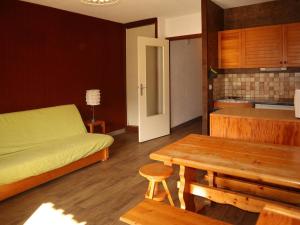 Appartement Les Orres, 1 pièce, 6 personnes - FR-1-322-133