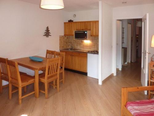 Appartement Les Orres, 1 pièce, 6 personnes - FR-1-322-136