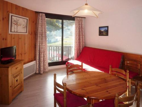 Appartement Les Orres, 2 pièces, 5 personnes - FR-1-322-280