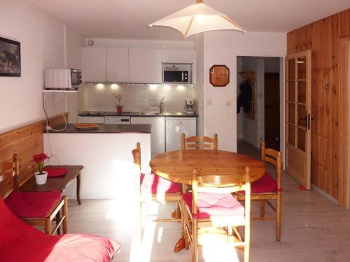 Appartement Les Orres, 2 pièces, 5 personnes - FR-1-322-280