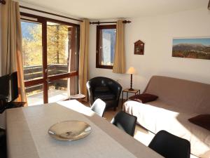 Appartement Appartement Les Orres, 2 pièces, 6 personnes - FR-1-322-146 Les Flocons NÂ°005 - Route De Bois Mean - 05200 Les Orres Provence-Alpes-Côte d\'Azur