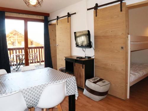 Appartement Les Orres, 2 pièces, 6 personnes - FR-1-322-278