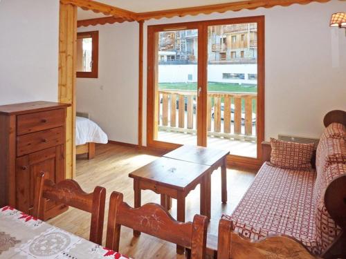 Appartement Les Orres, 2 pièces, 6 personnes - FR-1-322-300