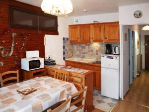 Appartement Les Orres, 2 pièces, 6 personnes - FR-1-322-420