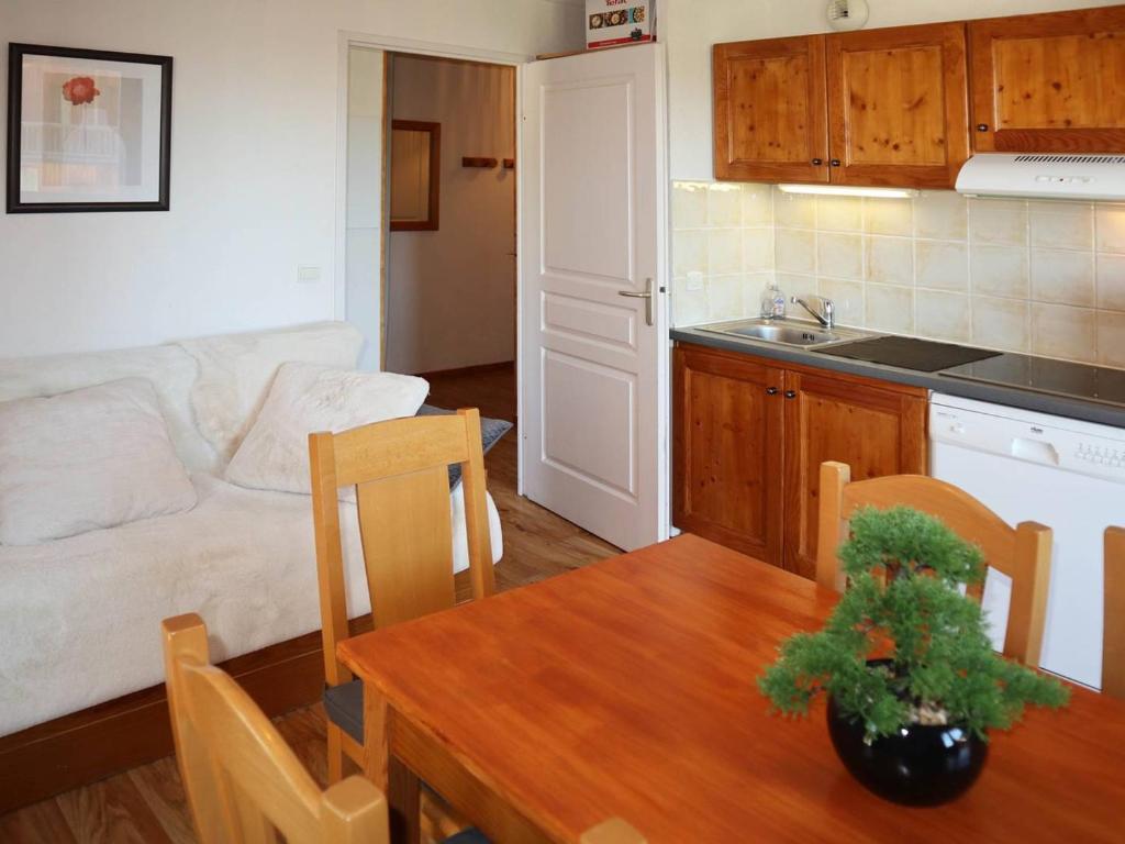 Appartement Appartement Les Orres, 2 pièces, 6 personnes - FR-1-322-423 LE BOIS MEAN N°C206 Le Bois Méan 05200 Les Orres