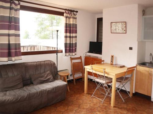 Appartement Les Orres, 2 pièces, 6 personnes - FR-1-322-485