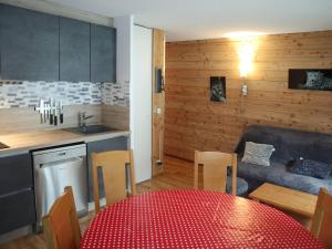 Appartement Les Orres, 3 pièces, 8 personnes - FR-1-322-484
