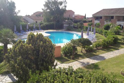 Appartement les pieds dans l'eau 300 m plage - 2 piscines