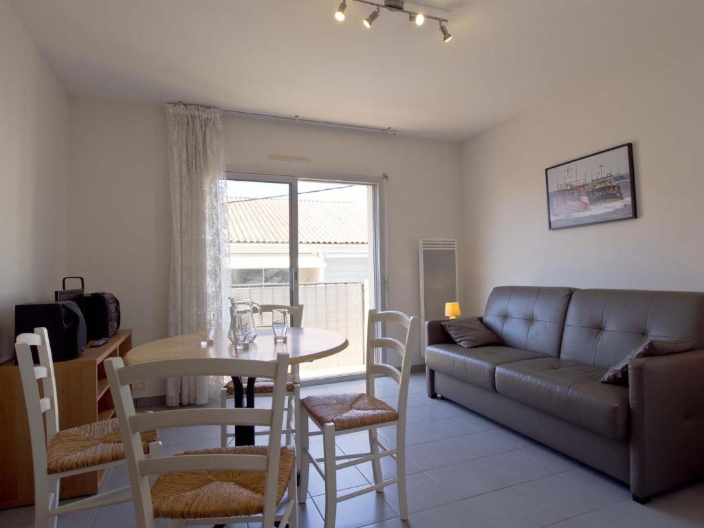 Appartement Les Sables-d'Olonne, 1 pièce, 2 personnes - FR-1-92-760 17 Rue Moliere -  -, 85100 Les Sables dʼOlonne