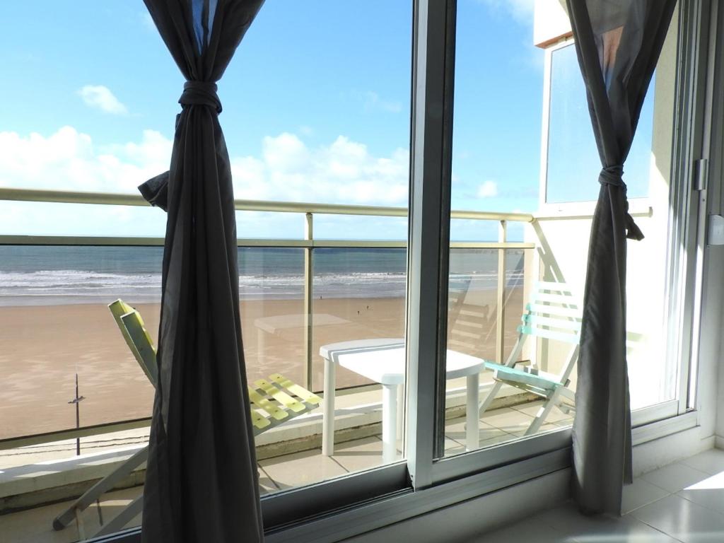 Appartement Les Sables-d'Olonne, 1 pièce, 3 personnes - FR-1-92-774 34/36 Rue Trudaine - -, 85100 Les Sables dʼOlonne