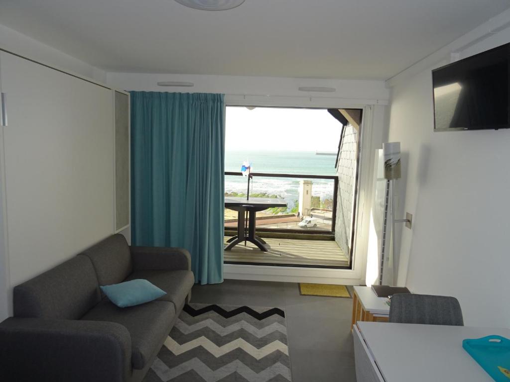 Appartement Les Sables-d'Olonne, 1 pièce, 4 personnes - FR-1-92-902 4 PLACE DE STRASBOURG, 85100 Les Sables dʼOlonne