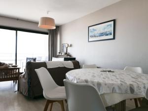 Appartement Appartement Les Sables-d'Olonne, 2 pièces, 4 personnes - FR-1-197-475 rue Jean Yole Résidence Les Heliades 85100 Les Sables dʼOlonne Pays de la Loire