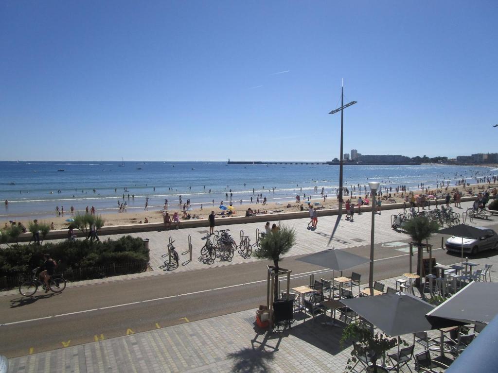 Appartement Les Sables-d'Olonne, 3 pièces, 4 personnes - FR-1-197-428 2 rue Jean Yole 1er étage code 1002, 85100 Les Sables dʼOlonne