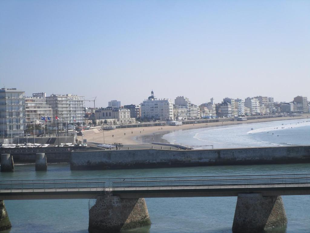 Appartement Appartement Les Sables-d'Olonne, 3 pièces, 6 personnes - FR-1-197-418 6A Quai du Brise Lames Quartier de la Chaume Res LE BRISE LAMES 2 etage batiment A 85100 Les Sables dʼOlonne