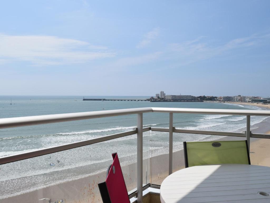 Appartement Les Sables-d'Olonne, 3 pièces, 6 personnes - FR-1-197-423 39 promenade clemenceau résidence la brise 8eme etage, 85100 Les Sables dʼOlonne